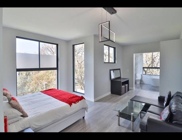 4 BEDROOM HOUSE FOR SALE IN BRYANSTON